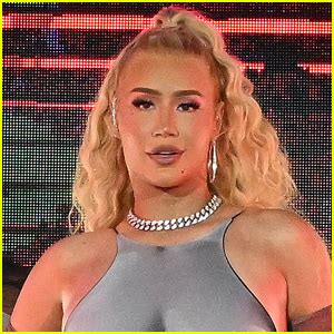 iggy nudes|Iggy Azalea Launches OnlyFans Account